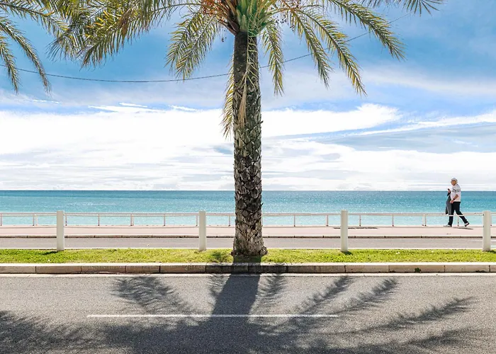 Promenade Des Anglais 2 Bdr Large Terrace