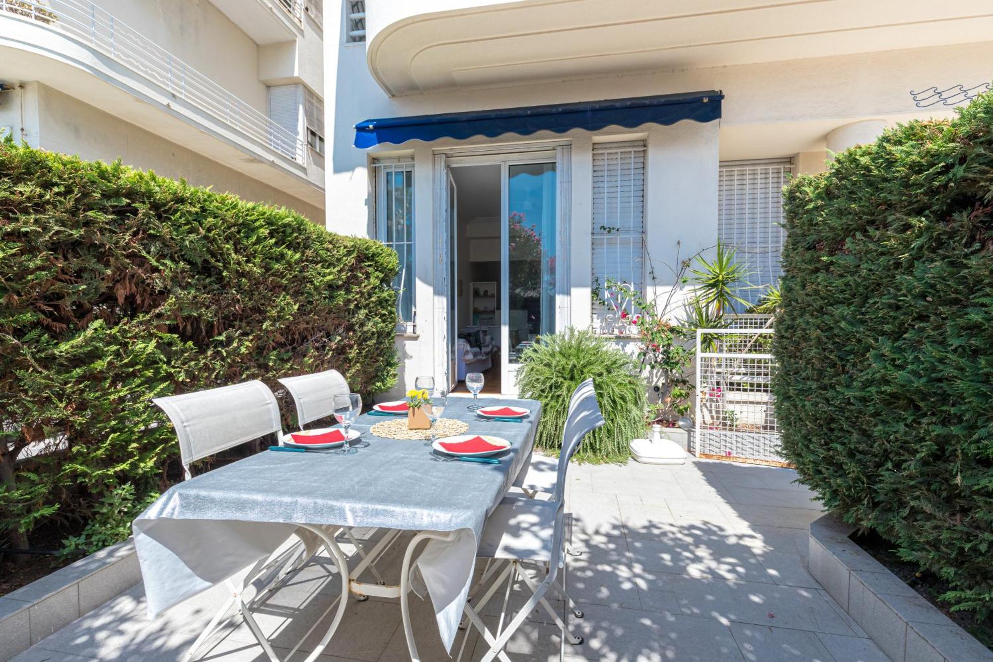 Promenade Des 2 Bdr Large Terrace Apartamento *